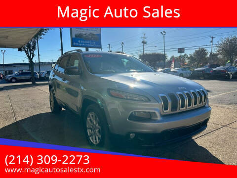 2015 Jeep Cherokee Latitude FWD photo