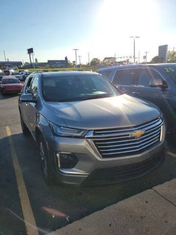 2023 Chevrolet Traverse Premier FWD photo