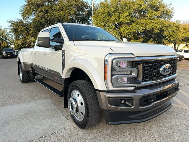 2023 Ford F-450 Super Duty King Ranch 4WD photo