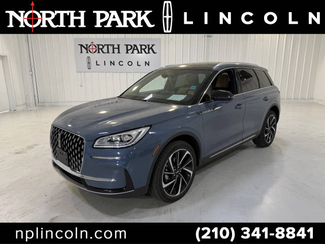 2023 Lincoln Corsair Reserve AWD photo