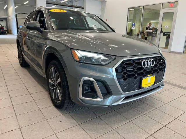 2023 Audi Q5 S line Premium Plus AWD photo
