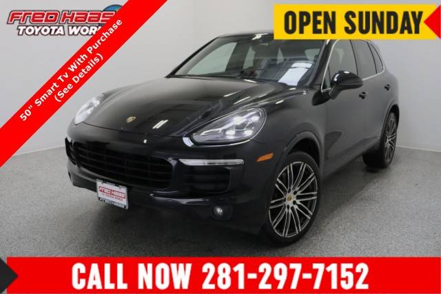 2016 Porsche Cayenne  AWD photo