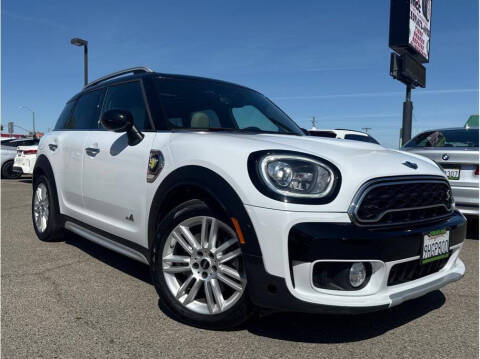 2018 MINI Countryman Cooper S E AWD photo