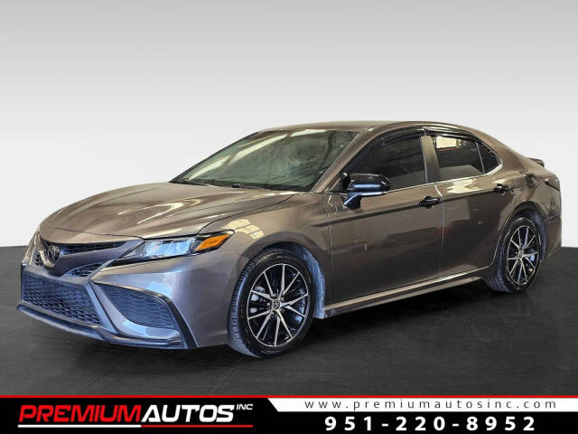 2022 Toyota Camry SE FWD photo