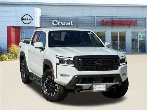 2023 Nissan Frontier PRO-4X 4WD photo