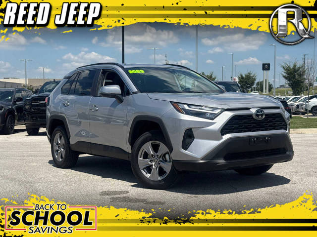 2023 Toyota RAV4 XLE AWD photo