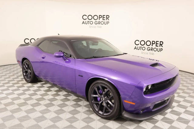 2023 Dodge Challenger R/T RWD photo