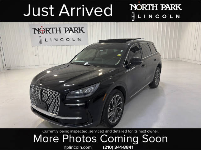 2023 Lincoln Corsair Standard FWD photo