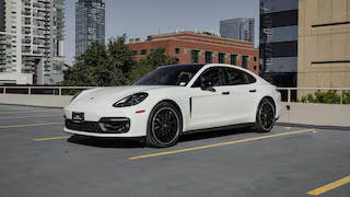 2023 Porsche Panamera 4 Platinum Edition AWD photo