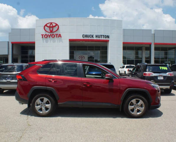 2023 Toyota RAV4 XLE AWD photo