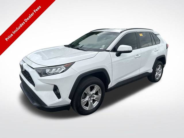 2021 Toyota RAV4 XLE FWD photo