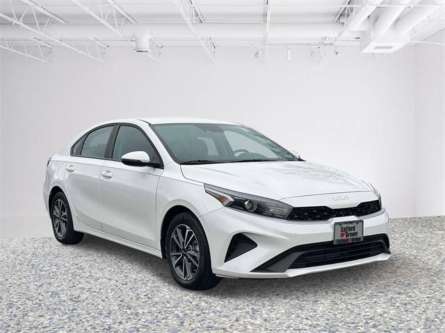 2023 Kia Forte LXS FWD photo