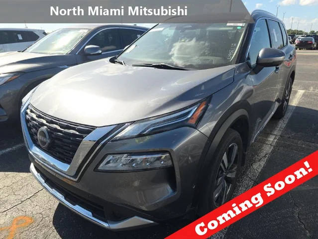 2023 Nissan Rogue Platinum FWD photo