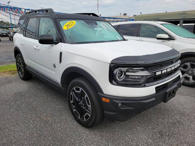 2023 Ford Bronco Sport Outer Banks 4WD photo