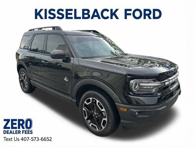 2023 Ford Bronco Sport Outer Banks 4WD photo