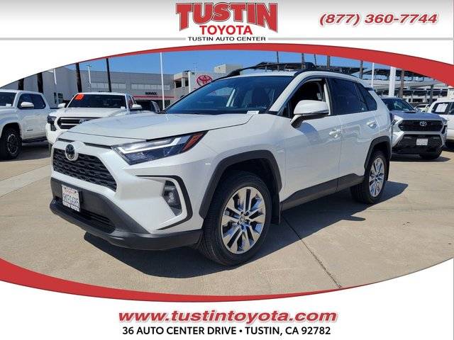 2023 Toyota RAV4 XLE Premium FWD photo