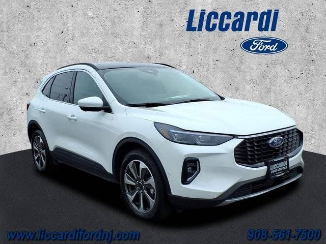 2023 Ford Escape Platinum AWD photo
