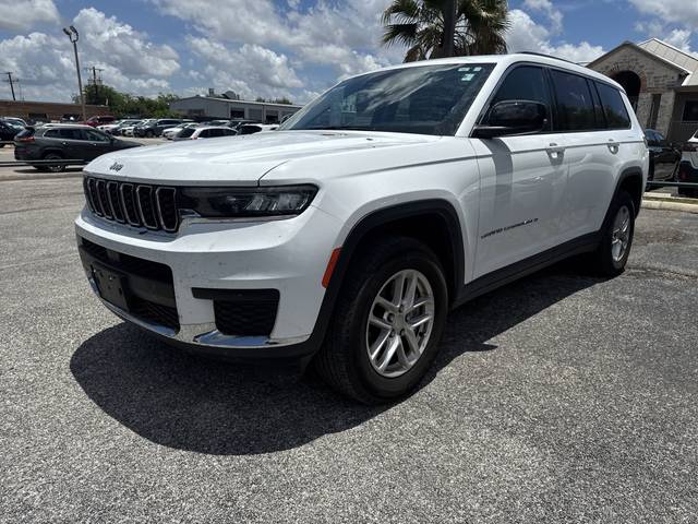 2023 Jeep Grand Cherokee L Laredo 4WD photo