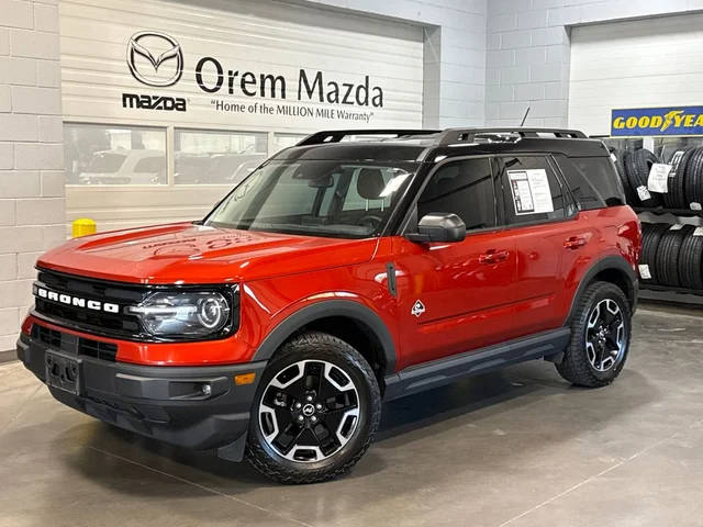 2023 Ford Bronco Sport Outer Banks 4WD photo