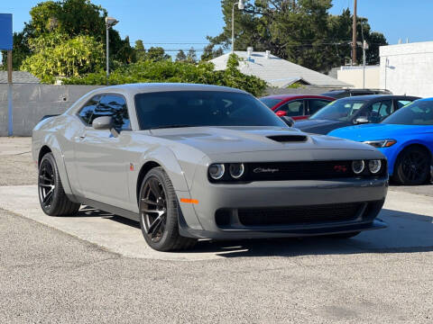 2023 Dodge Challenger R/T Scat Pack Widebody RWD photo