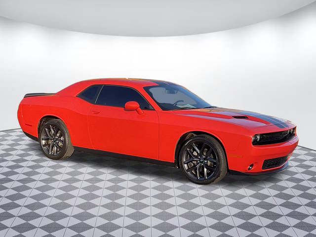 2023 Dodge Challenger SXT RWD photo