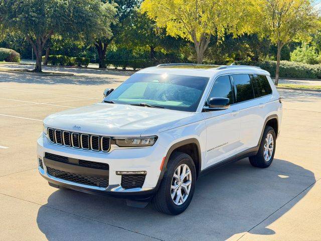 2022 Jeep Grand Cherokee L Limited RWD photo
