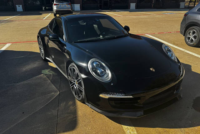 2016 Porsche 911 Carrera Black Edition RWD photo