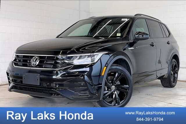 2023 Volkswagen Tiguan SE R-Line Black AWD photo