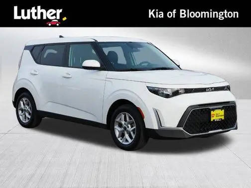 2023 Kia Soul LX FWD photo