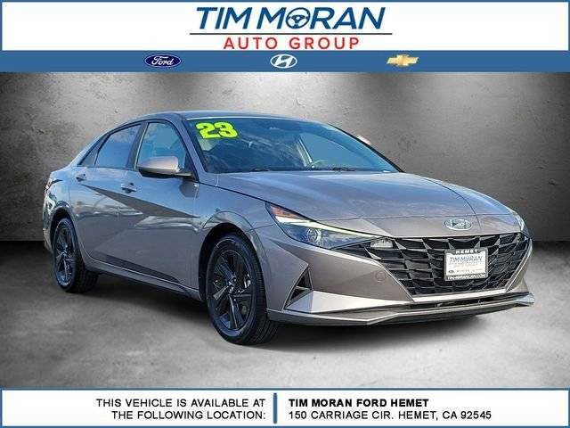 2023 Hyundai Elantra SEL FWD photo
