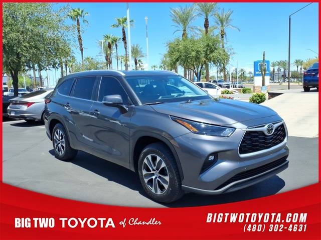 2023 Toyota Highlander XLE FWD photo