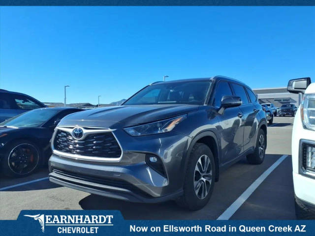 2023 Toyota Highlander XLE FWD photo