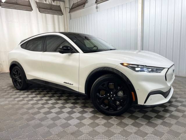 2023 Ford Mustang Mach-E Premium AWD photo