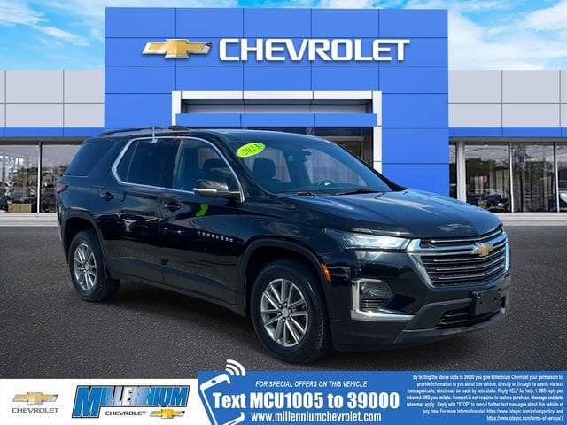 2023 Chevrolet Traverse LT Cloth AWD photo