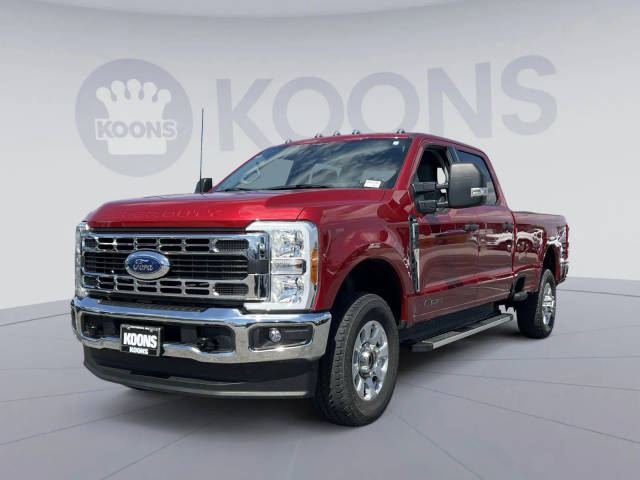 2023 Ford F-350 Super Duty XLT 4WD photo