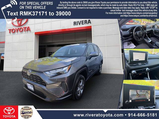 2023 Toyota RAV4 XLE AWD photo