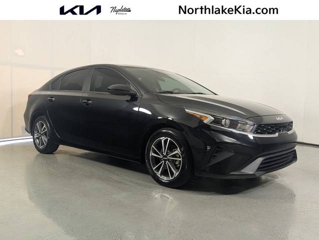 2023 Kia Forte LXS FWD photo