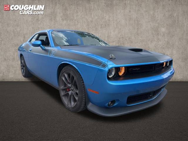 2023 Dodge Challenger R/T RWD photo