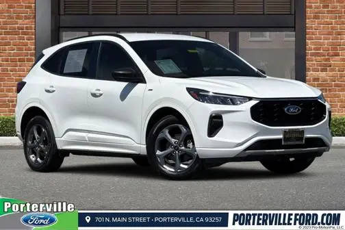 2023 Ford Escape ST-Line AWD photo