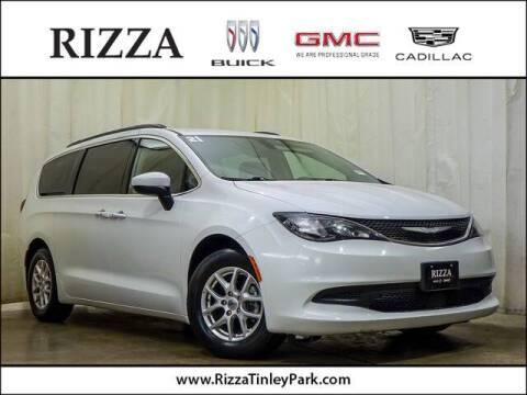 2021 Chrysler Voyager LXi FWD photo