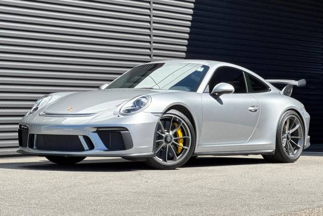 2018 Porsche 911 GT3 GT3 RWD photo