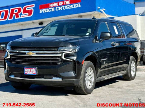 2021 Chevrolet Suburban LT 4WD photo