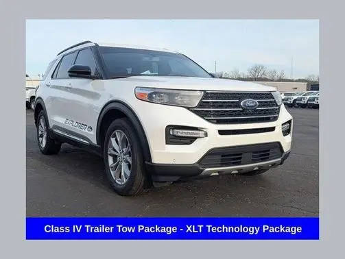 2023 Ford Explorer XLT 4WD photo