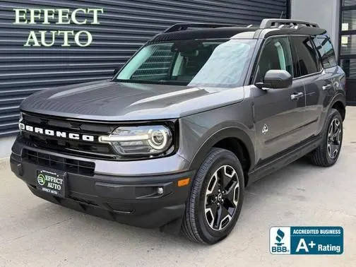 2023 Ford Bronco Sport Outer Banks 4WD photo