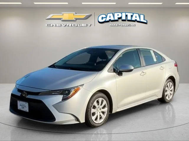 2023 Toyota Corolla LE FWD photo