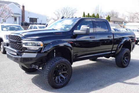 2023 Ram 2500 Big Horn 4WD photo