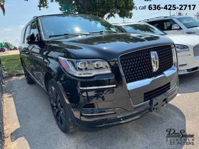 2023 Lincoln Navigator L Reserve 4WD photo