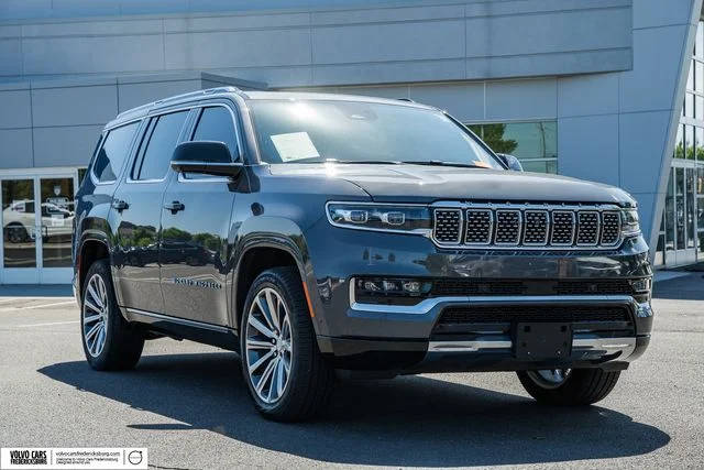 2023 Jeep Grand Wagoneer  4WD photo