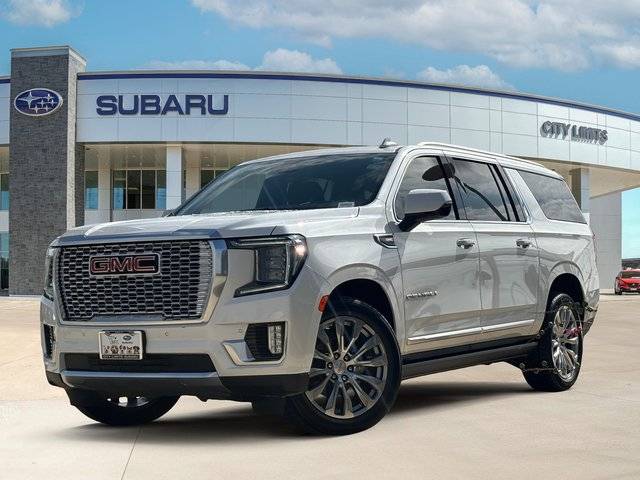 2023 GMC Yukon XL Denali 4WD photo