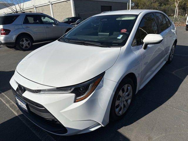 2023 Toyota Corolla LE FWD photo